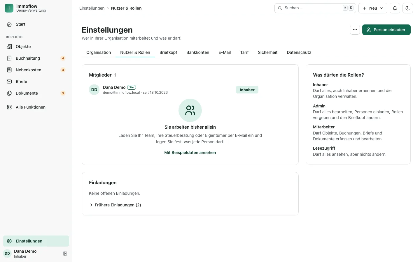 Einstellungen, Nutzer & Rollen: Person einladen, Rollen Inhaber, Admin, Mitarbeiter und Lesezugriff erklärt