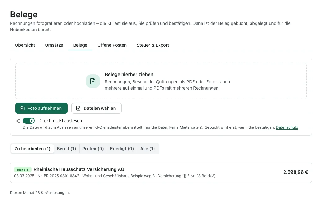 Buchhaltung › Belege: Belege hierher ziehen, „Foto aufnehmen“, Schalter „Direkt mit KI auslesen“ und ein Beleg mit Status „Bereit“ (Demo-Daten)
